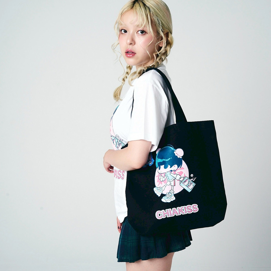 小林千晃 CHIAKISS およ 好吃 TOTE BAG BLACK CHIAKISS×およ 好吃 TOTE BAG【BLACK】｜ULATAKALAKA