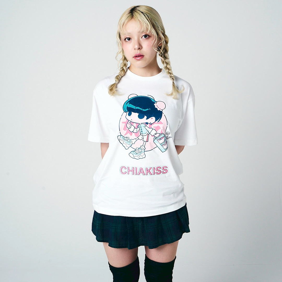 CHIAKISS×およ 好吃 TEE【WHITE】｜ULATAKALAKA