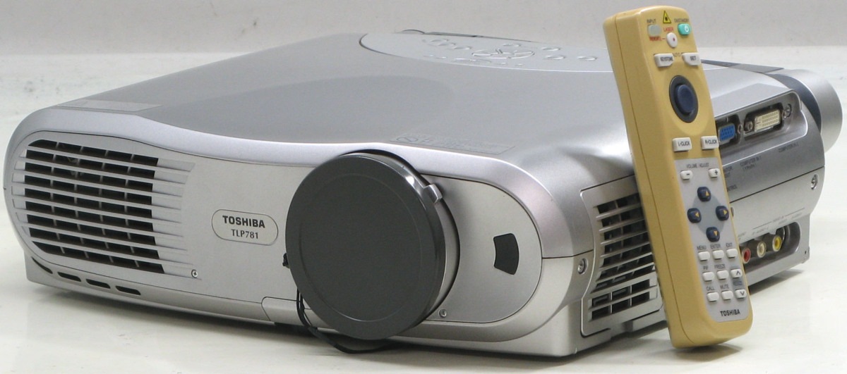P-133/東芝 TLP781MJ□液晶プロジェクター/2000ルーメン#1◇プロジェクター