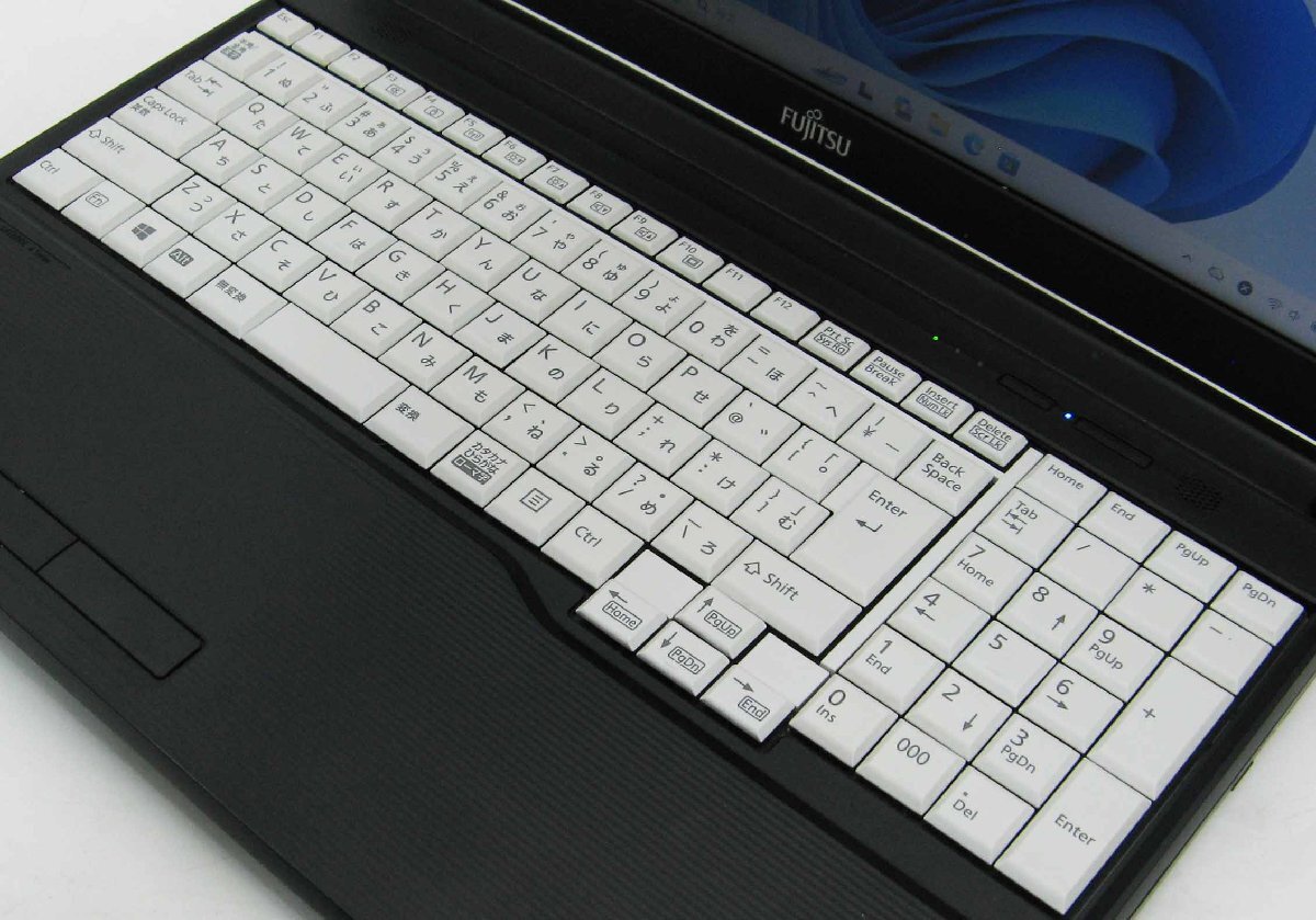 A3-3362/�ٻ��� Lifebook A579/B FMVA64001 Web�����  Corei5 ��8���� SSD DVD�����ѡ��ޥ�� WiFi Bluetooth  �ƥ󥭡� Windows 11  �Ρ��� �ѥ�����