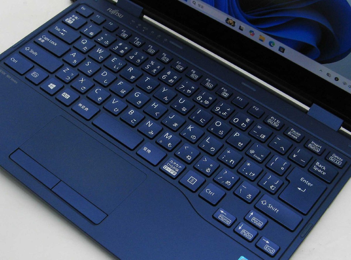 A3-3299/�ٻ��� Lifebook MH75/D2 FMVM75D2L Web�����  Corei5 ��8���� SSD ���å��ѥͥ� Windows 11 �Ρ��� �ѥ�����