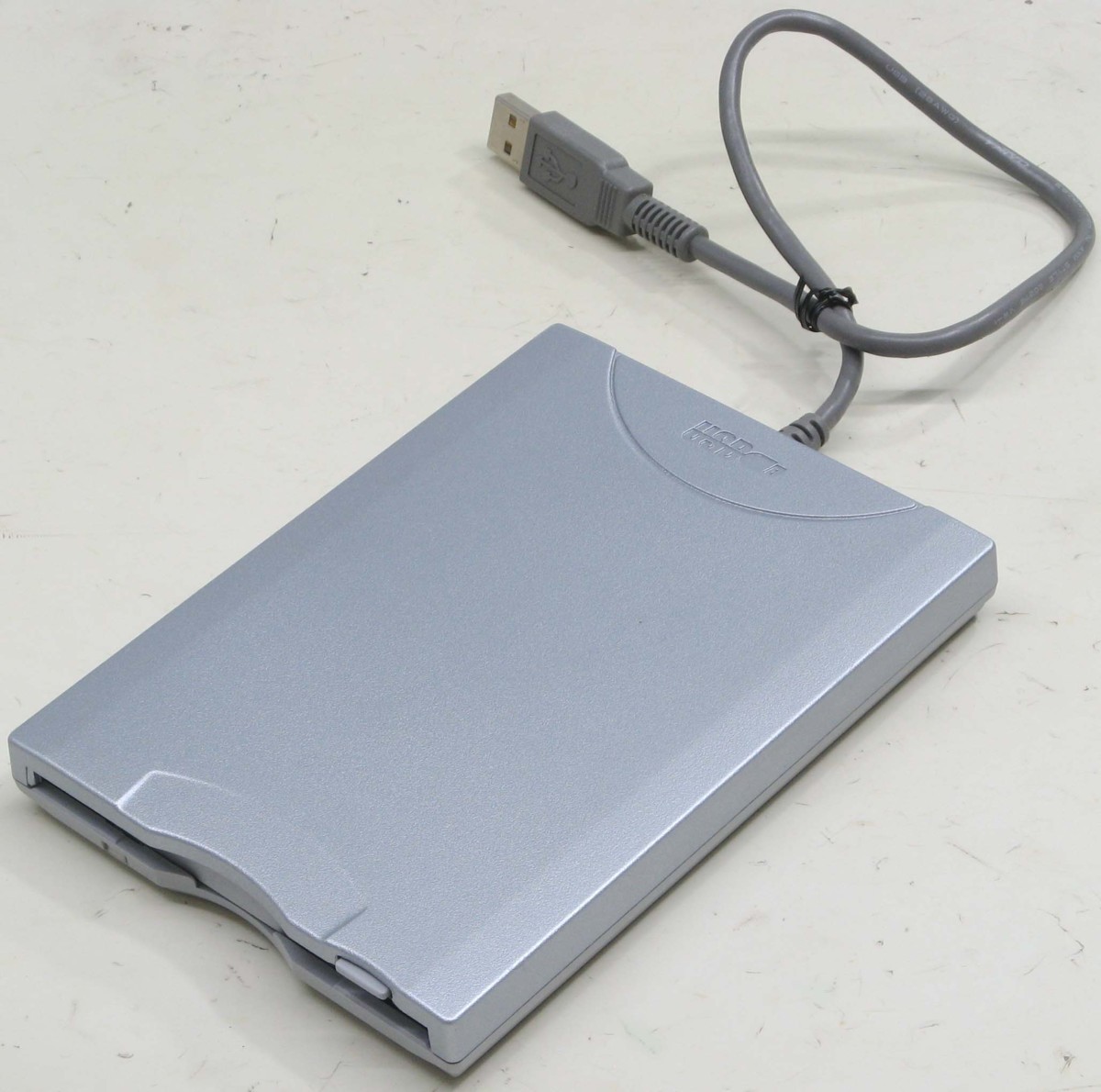 H83/富士通 YD8U10 USB外付けフロッピーディスクドライブ・中古ドライブ