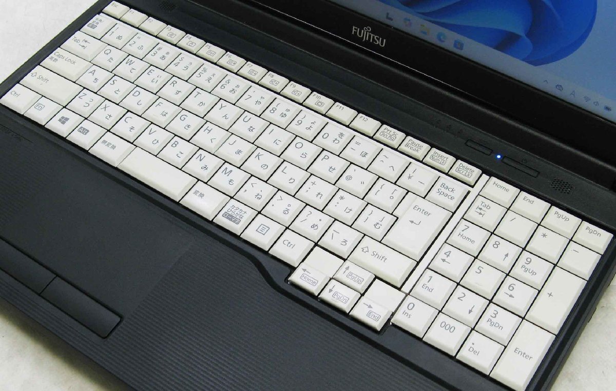 A3-2212/ٻ Lifebook A579/BX FMVA6401MP Core i5 SSD 8 Windows 11  Ρ ѥ