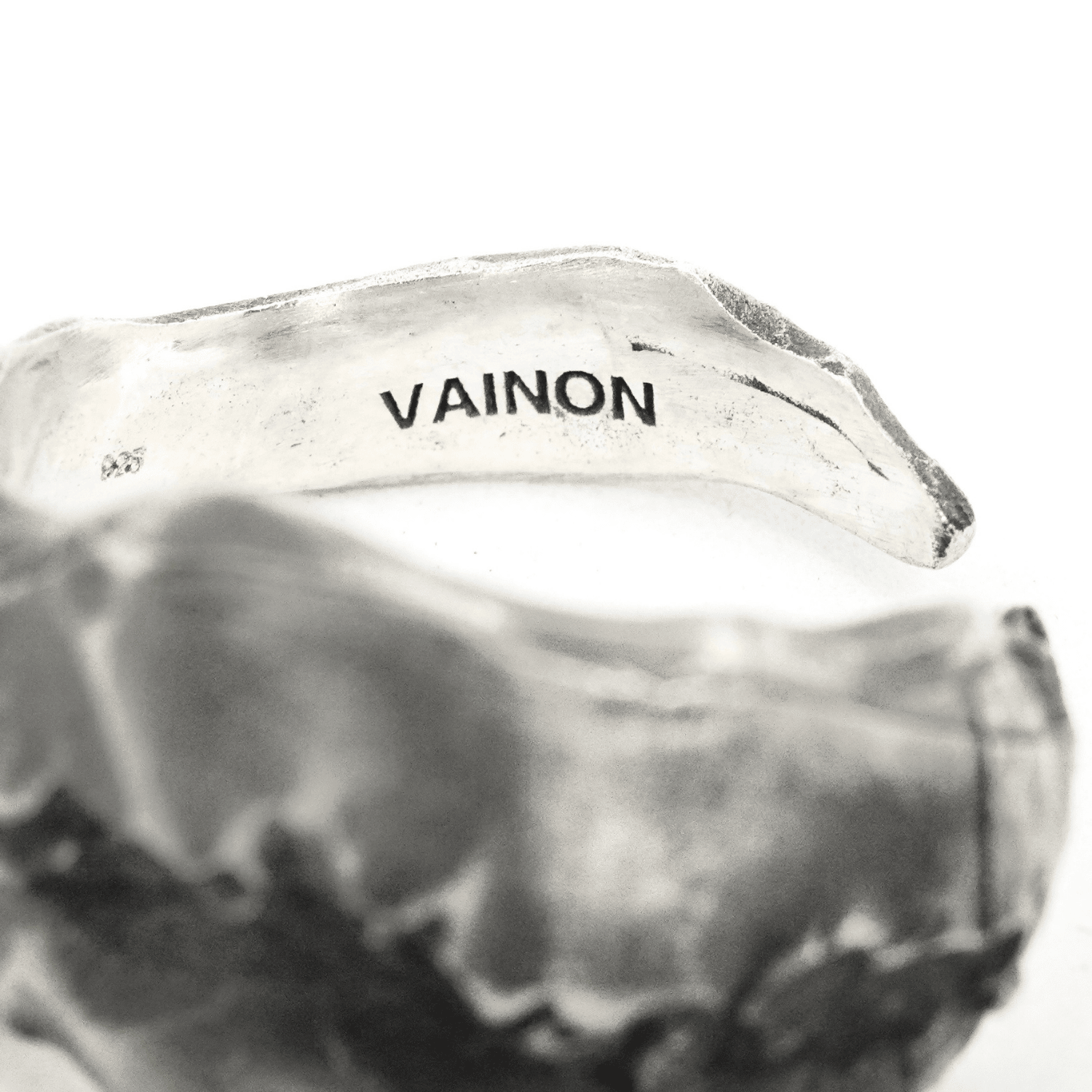 【美品】VAINON VAINON Cracked Ring専用ケース 証明書付 Cracked Ring | Ring | VAINON