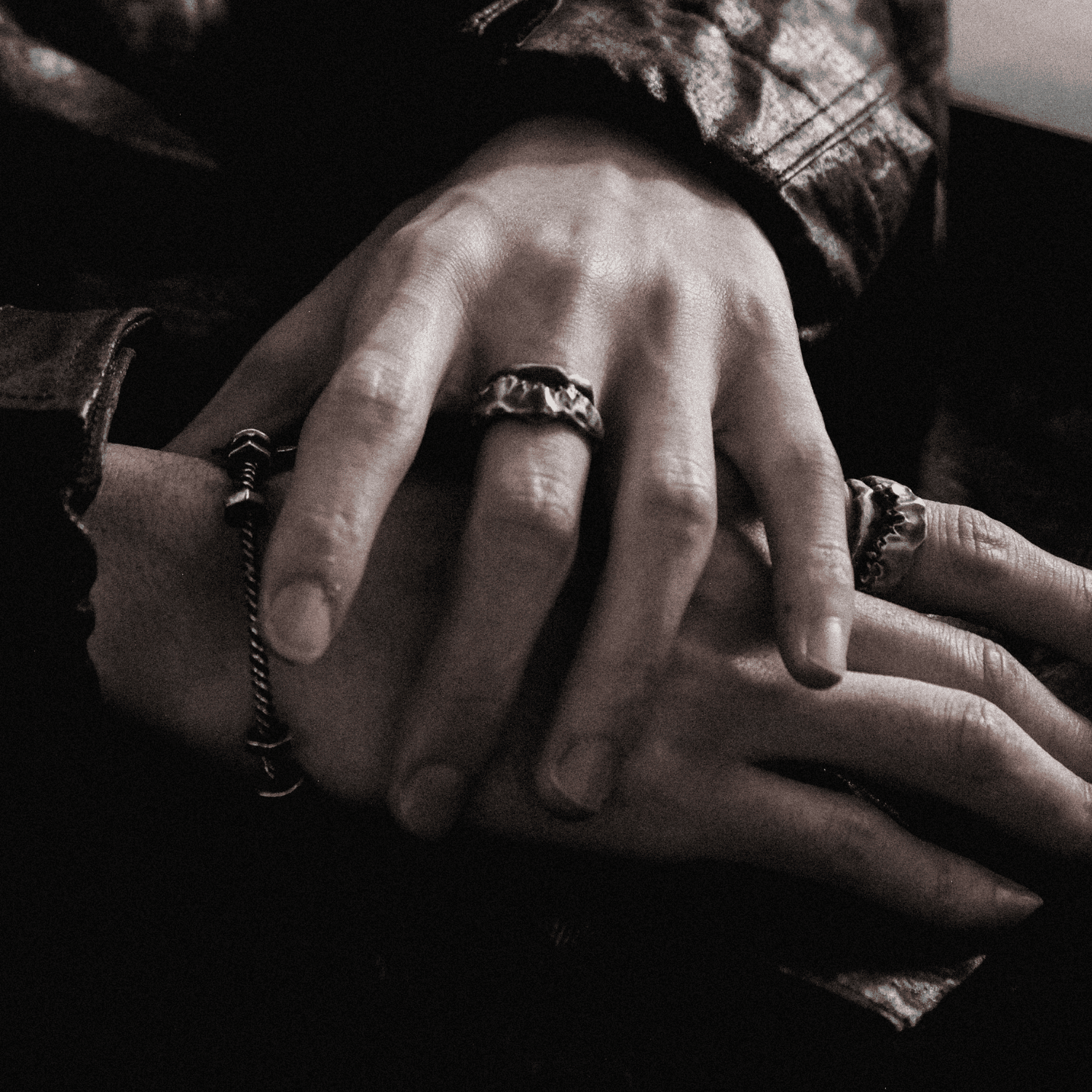 Cracked Ring | Ring | VAINON