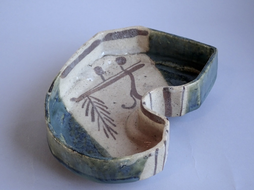 ��������