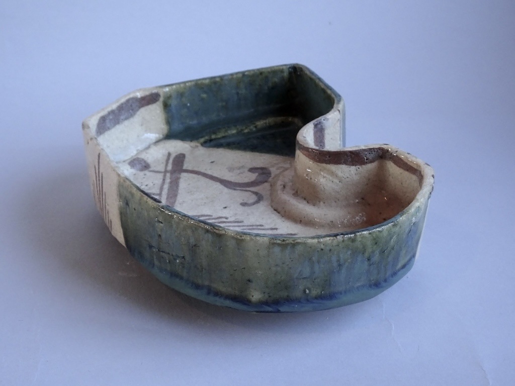 ��������