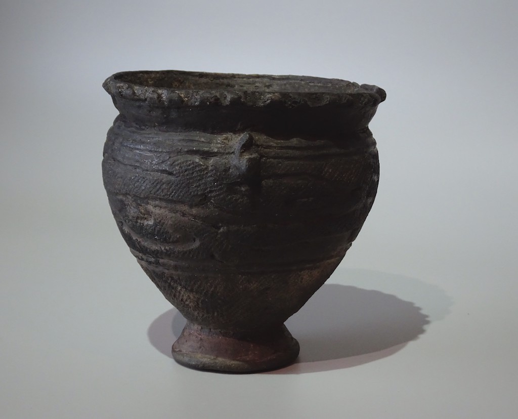 土器 鉢 縄文式？ 縄文土器 王冠と渦が特徴の縄文土器 #ceramicartist#tetsuou