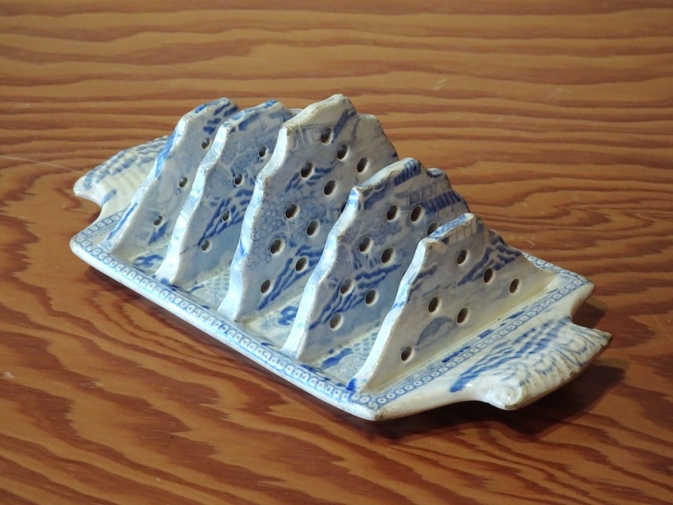 ����ƫ���ѥ�Ω��