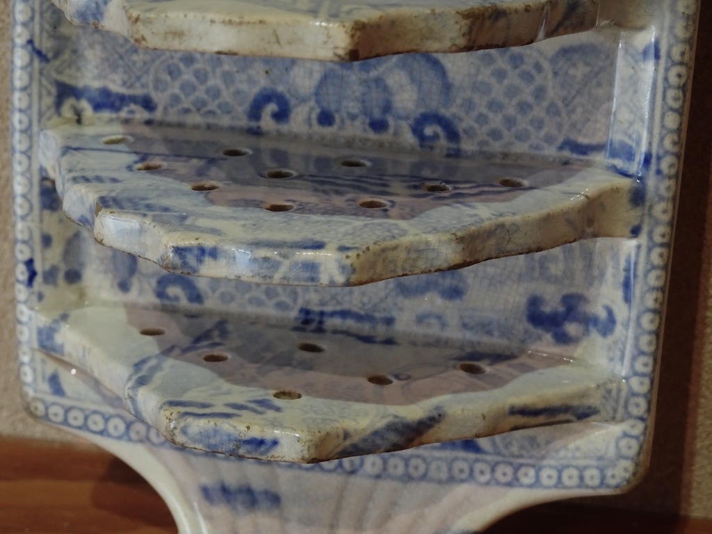 ����ƫ���ѥ�Ω��