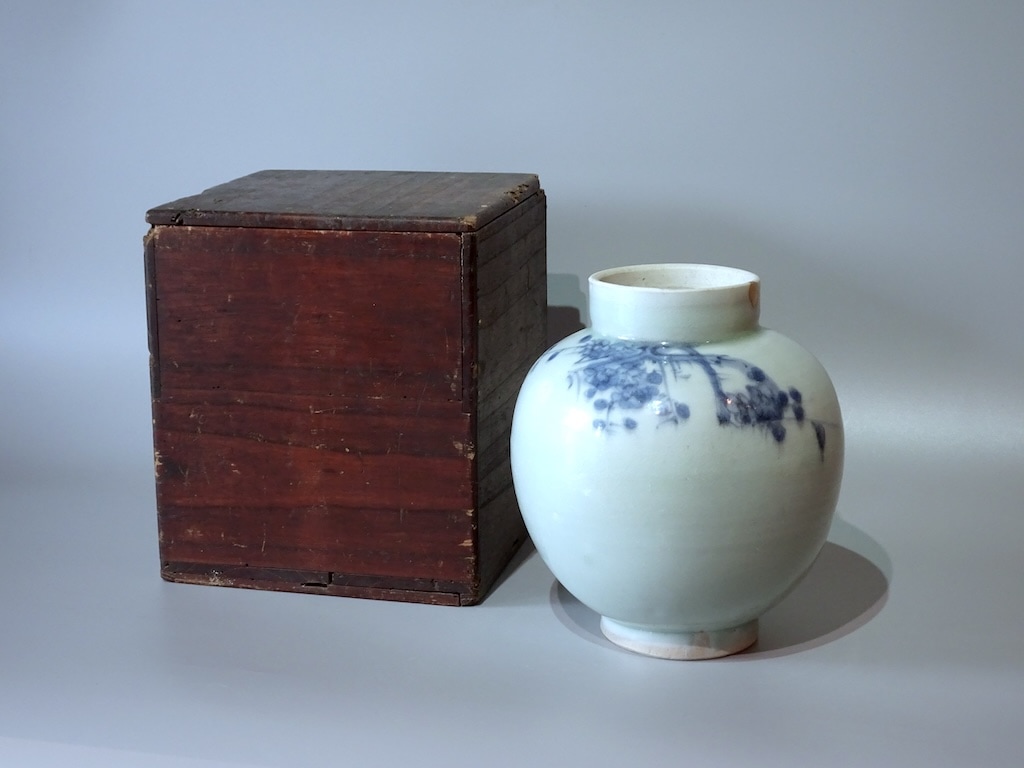 初期伊万里梅樹文壺 | 東洋陶磁 | 冨江洗心堂オンラインショップ