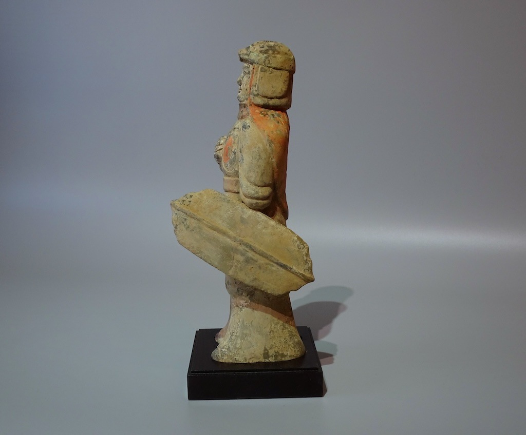 灰陶加彩武人俑 | 東洋陶磁 | 冨江洗心堂オンラインショップ