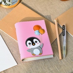 レザーカバーノート　手帳　風船とペンギン　Ａ７サイズ　６穴|レザーカバーノート|Handmade レザー製品