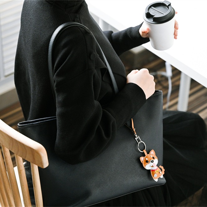 レザー製キーホルダーチャーム　NECOシリーズ・ブルーキャット