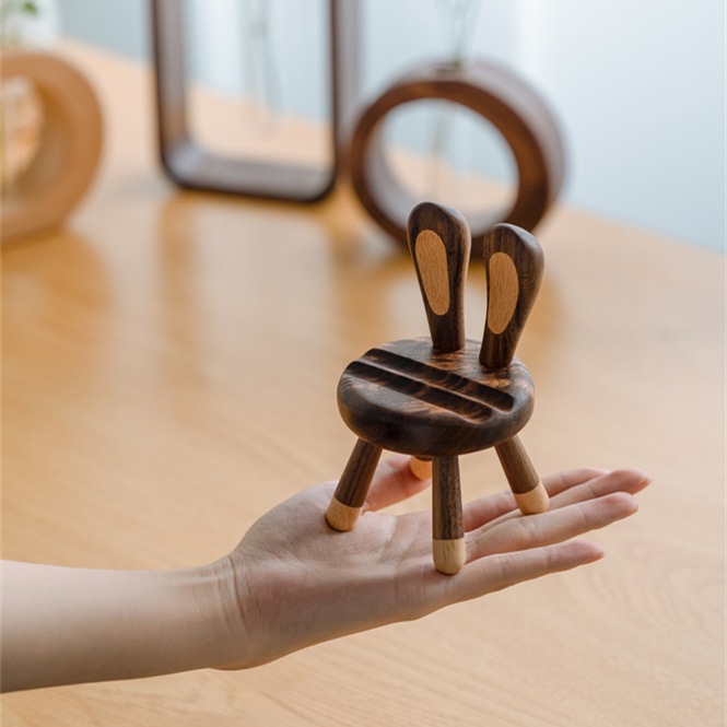 ウサギ椅子のスマホスタンド＆机の小物置き　オフィスセット