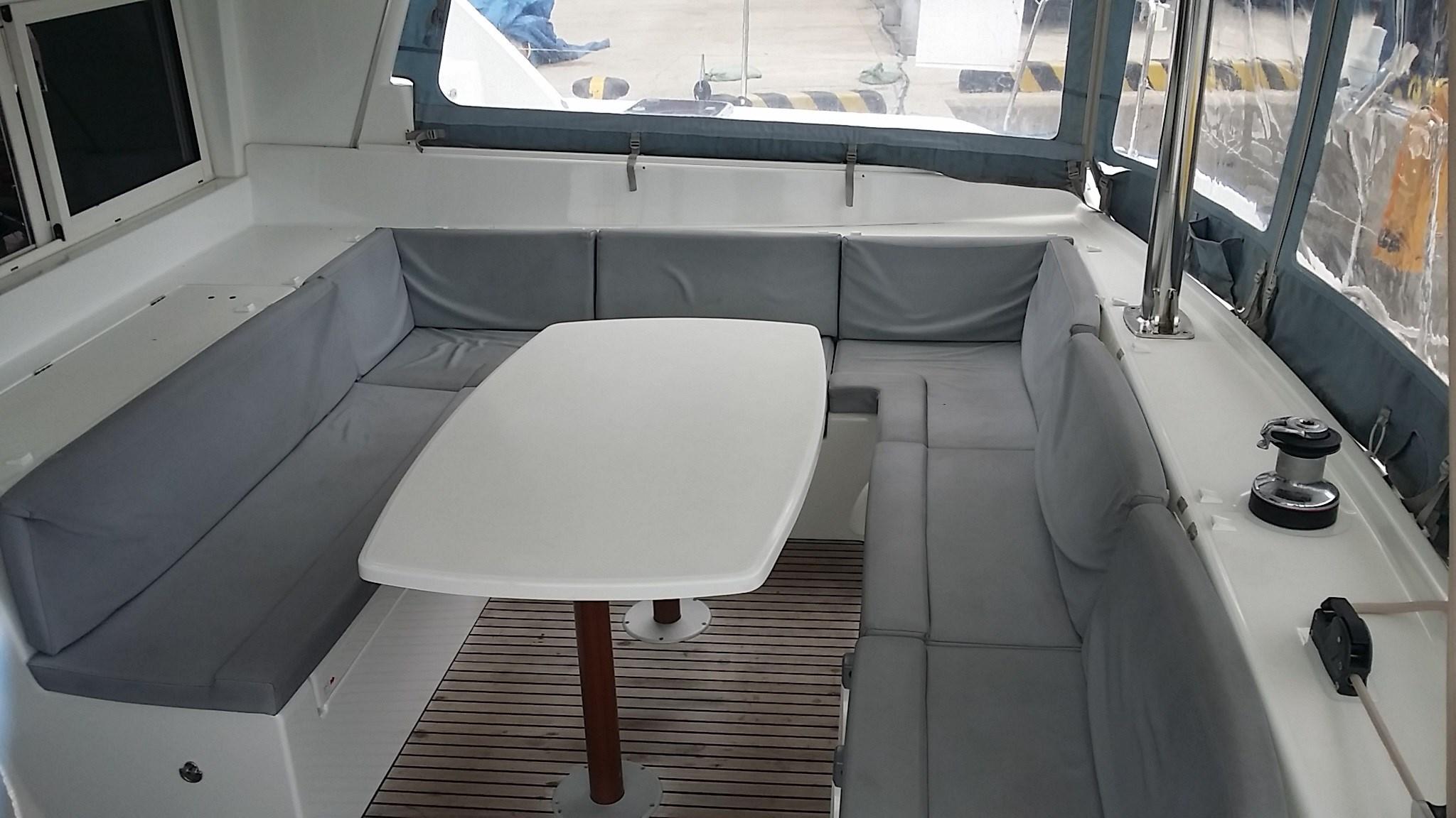 Lagoon 440 Sailing Yacht