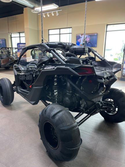 ��������ǯ��ǥ�Can-Am���ޡ��٥�å�X��R�� T������ R�ҡ����ȥ�ץ�֥�å��ǥ��顼�ᥤ�����åץ�ǥ�