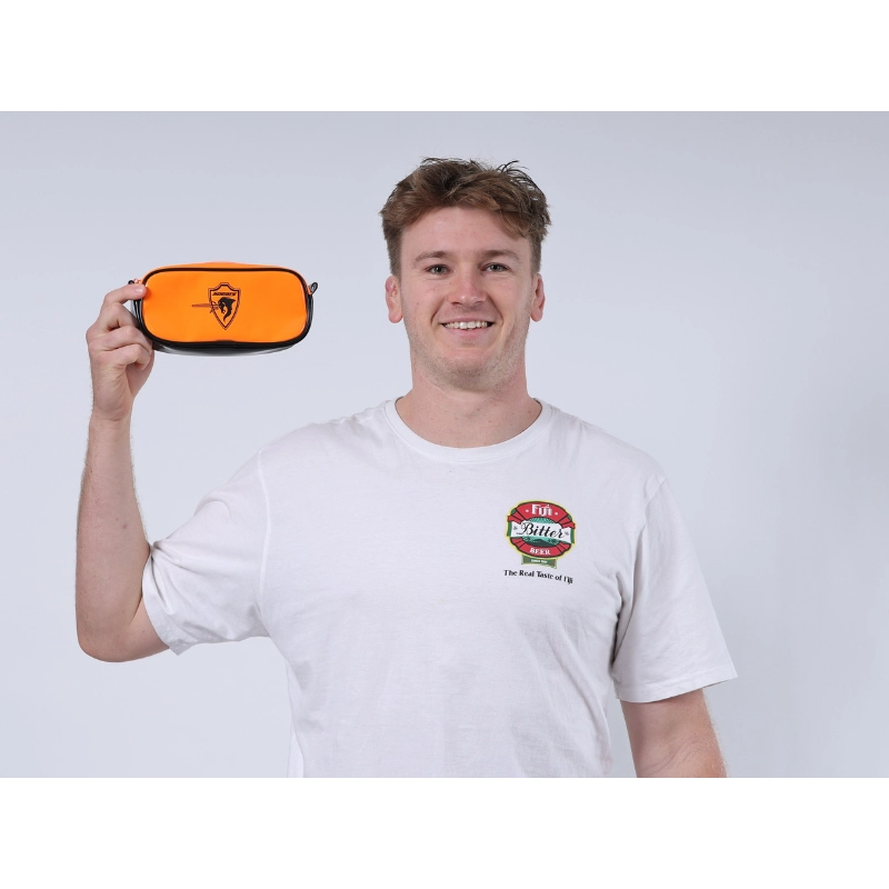 クボタスピアーズ エナメルポーチ