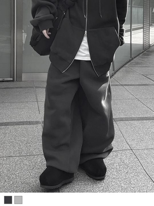 【1/15(木)19:00発売】Big Silhouette Logo Sweat PT