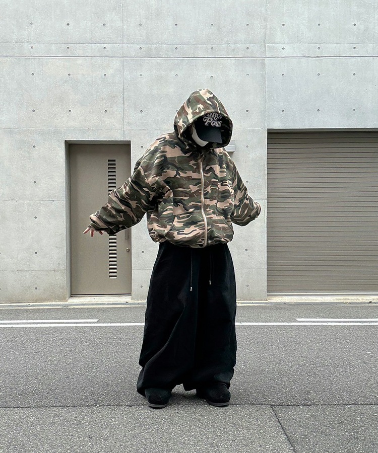 Camouflage Pattern Zip Hoodie