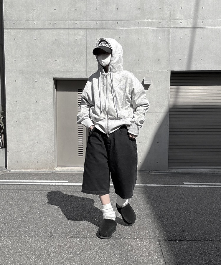 Pigment Short Zip Hoodie