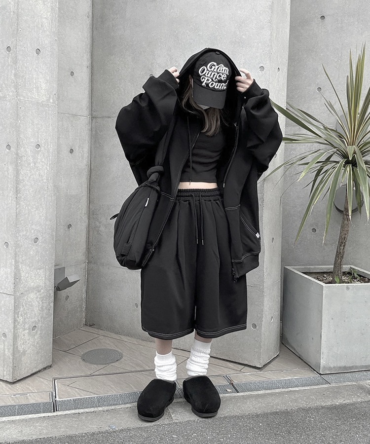 Out Stitch Over Zip Parka