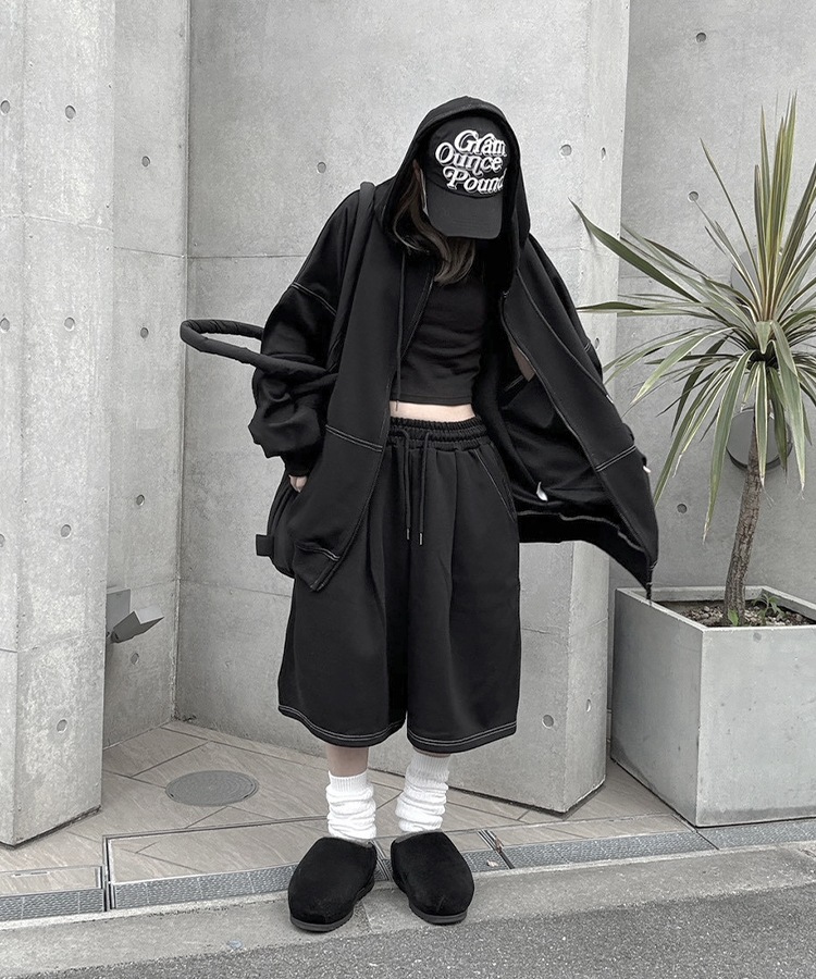 Out Stitch Over Zip Parka