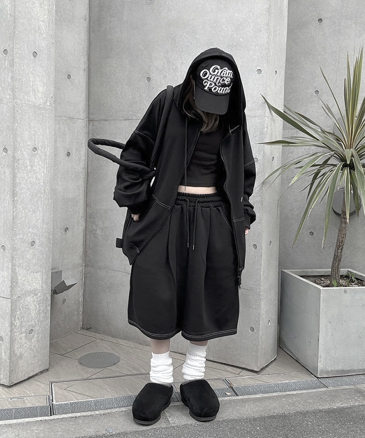 Out Stitch Over Zip Parka