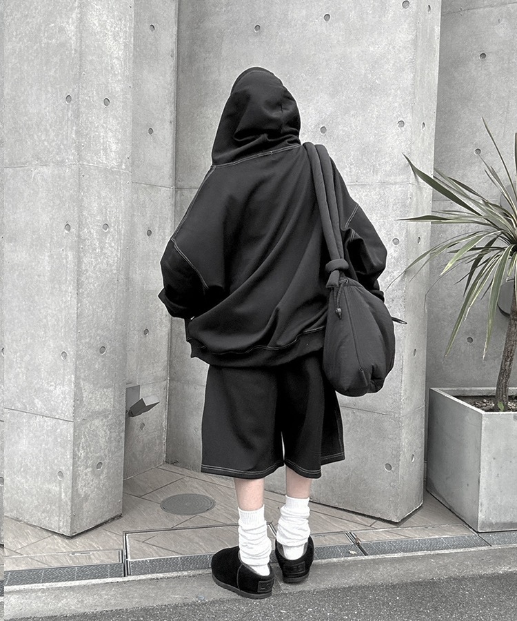 Out Stitch Over Zip Parka