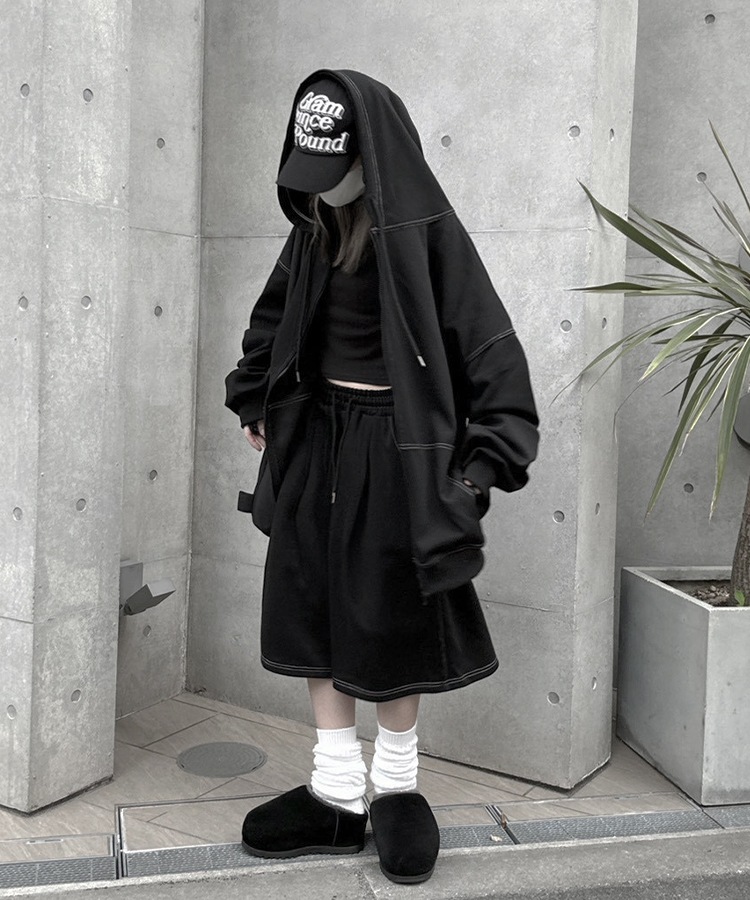 Out Stitch Over Zip Parka