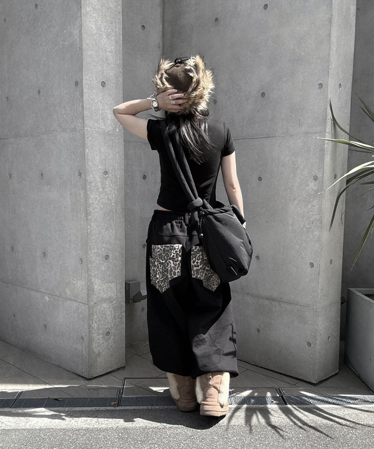 Leopard Double Pocket Sweat PT