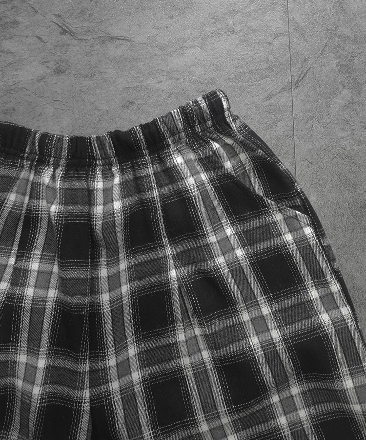 Loose Check Half Pants