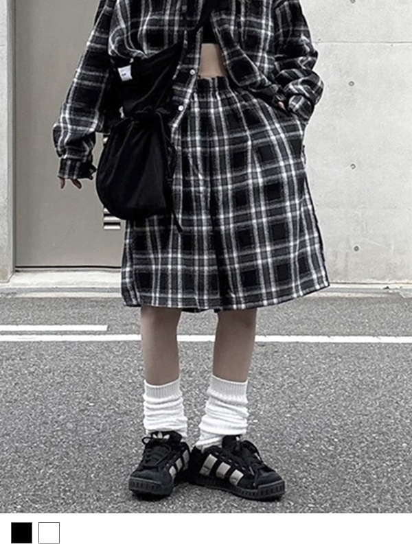 Loose Check Half Pants