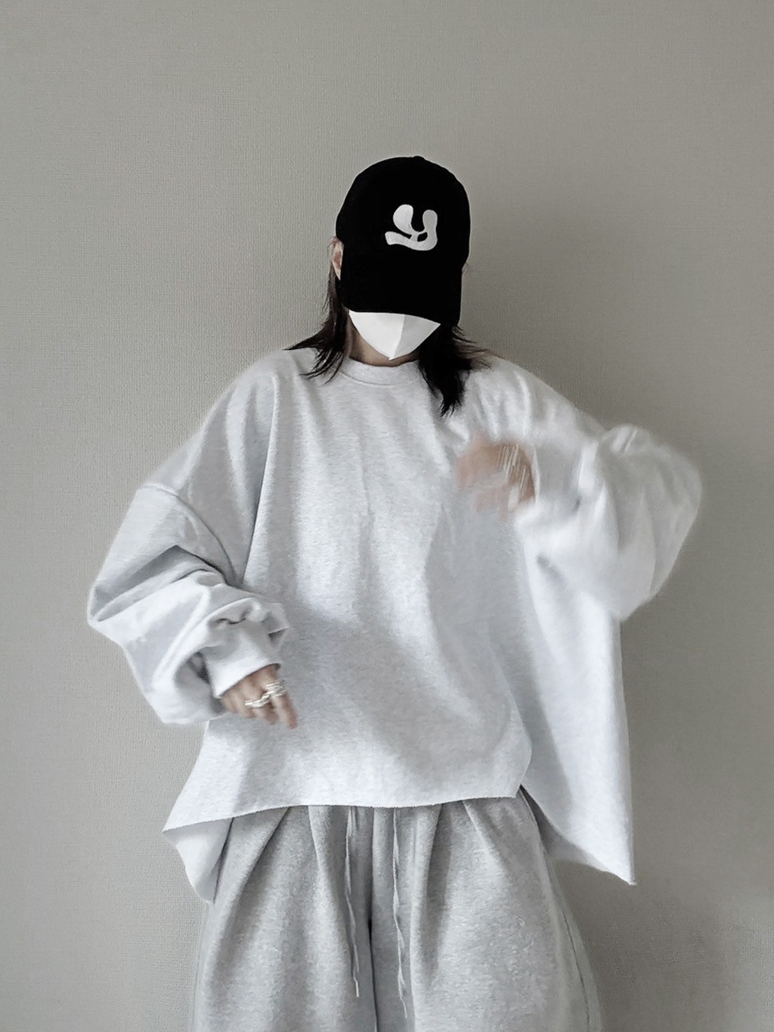 Cutoff Mini Logo Sweat