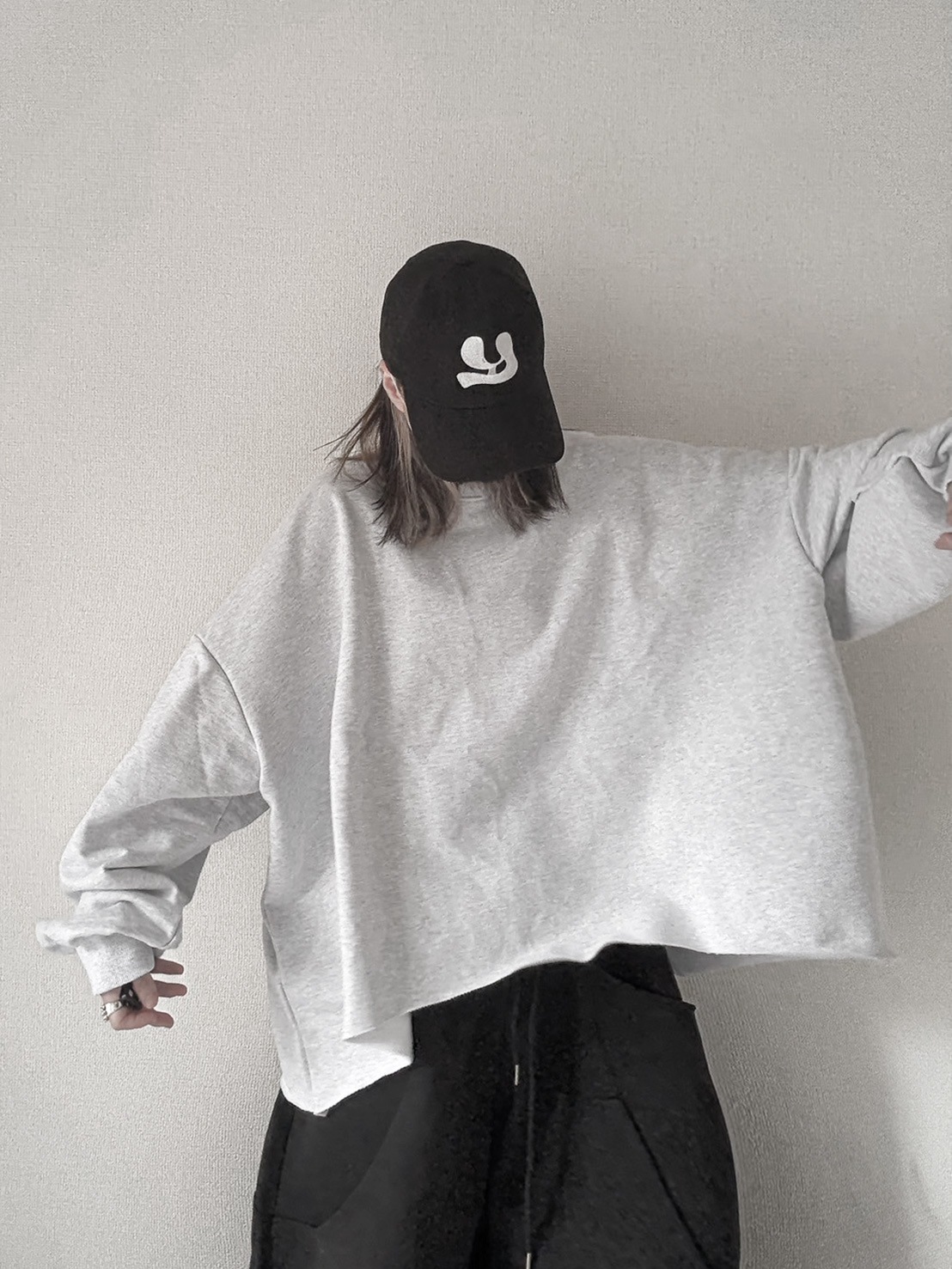 Cutoff Mini Logo Sweat