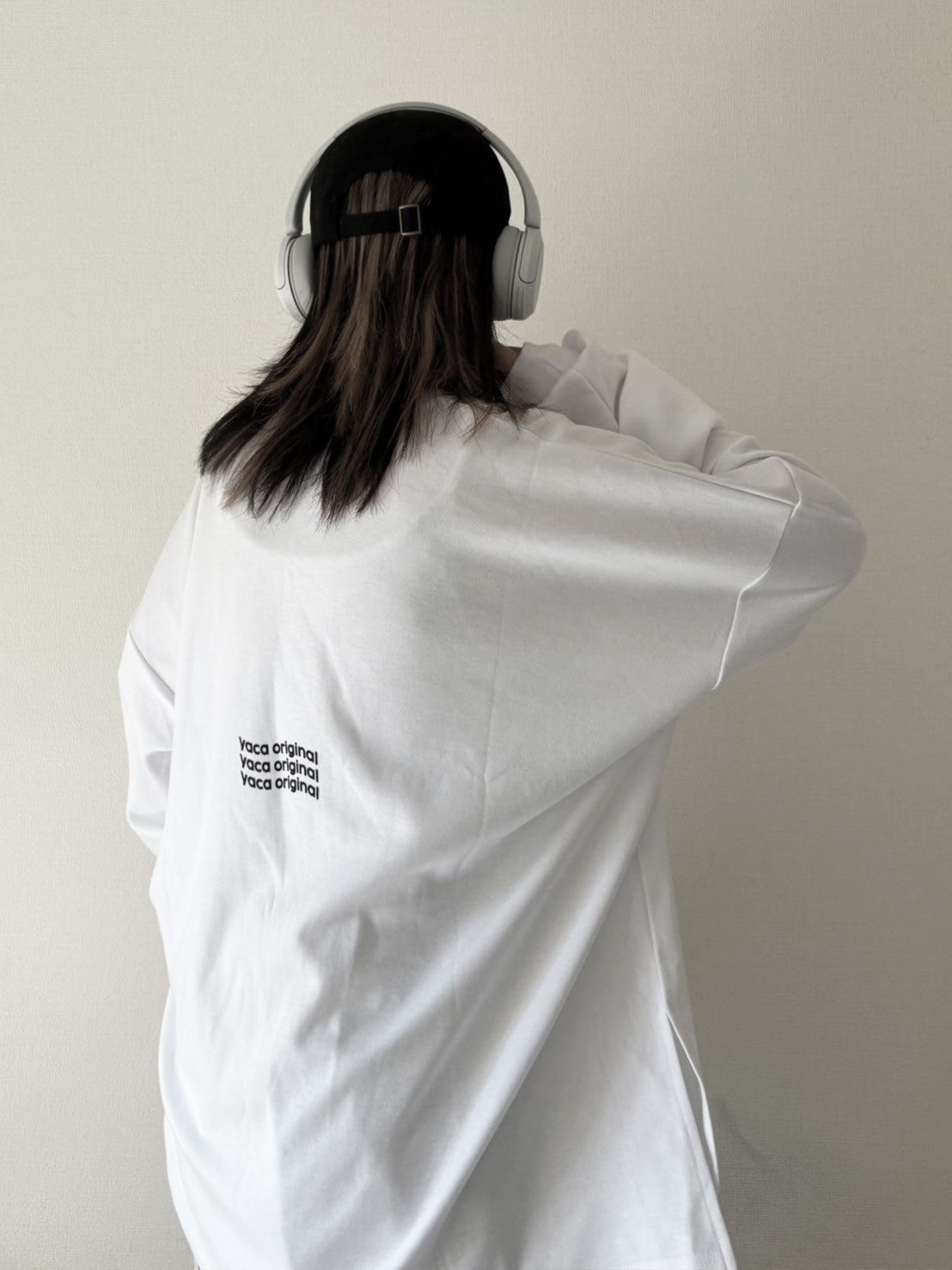 Loose Sleeve Logo Tee