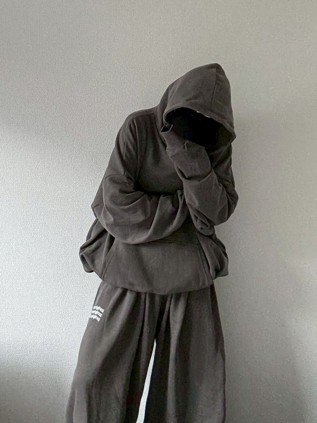 Pigment Logo Sweat Hoodie