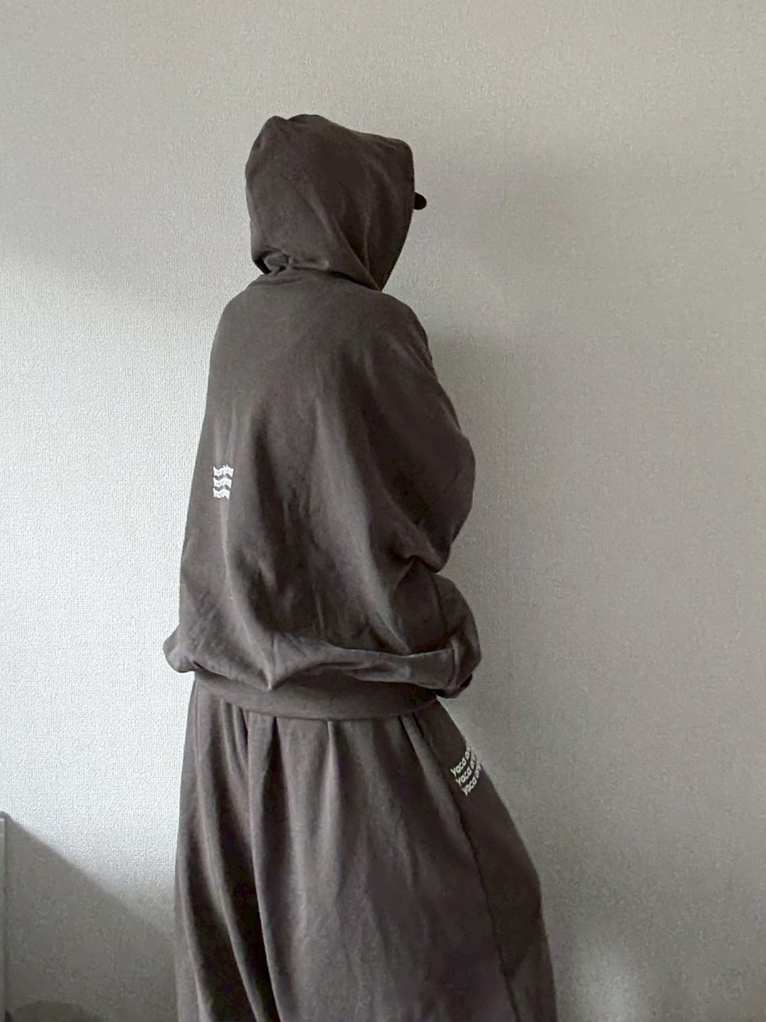 Pigment Logo Sweat Hoodie