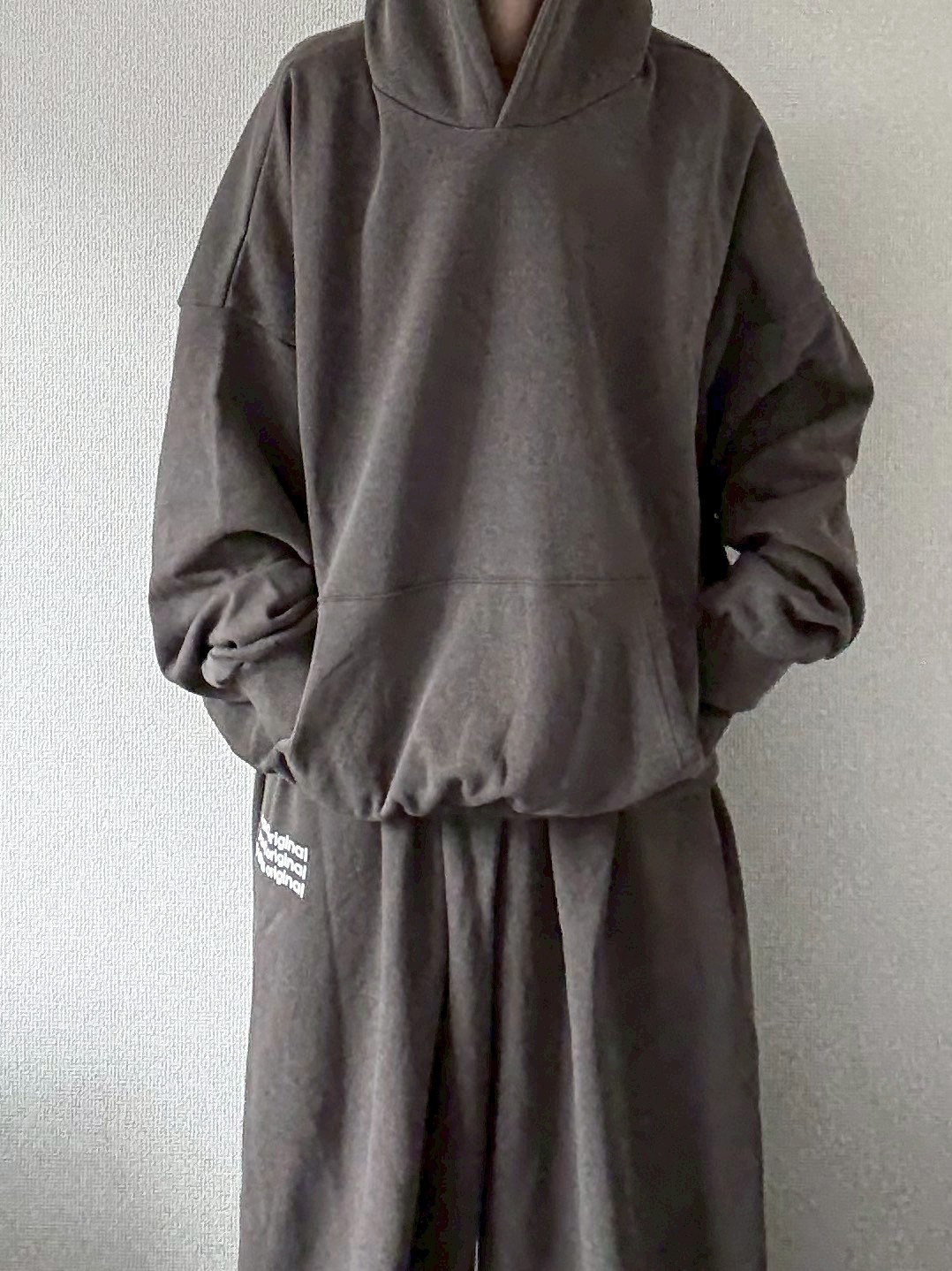 Pigment Logo Loose Sweat PT