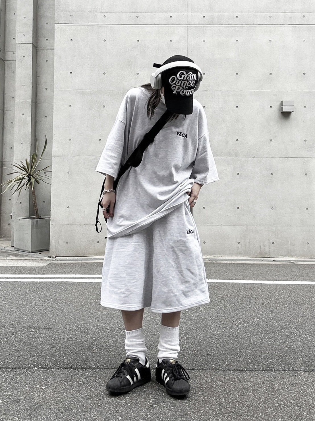 embroidery logo t-shirt