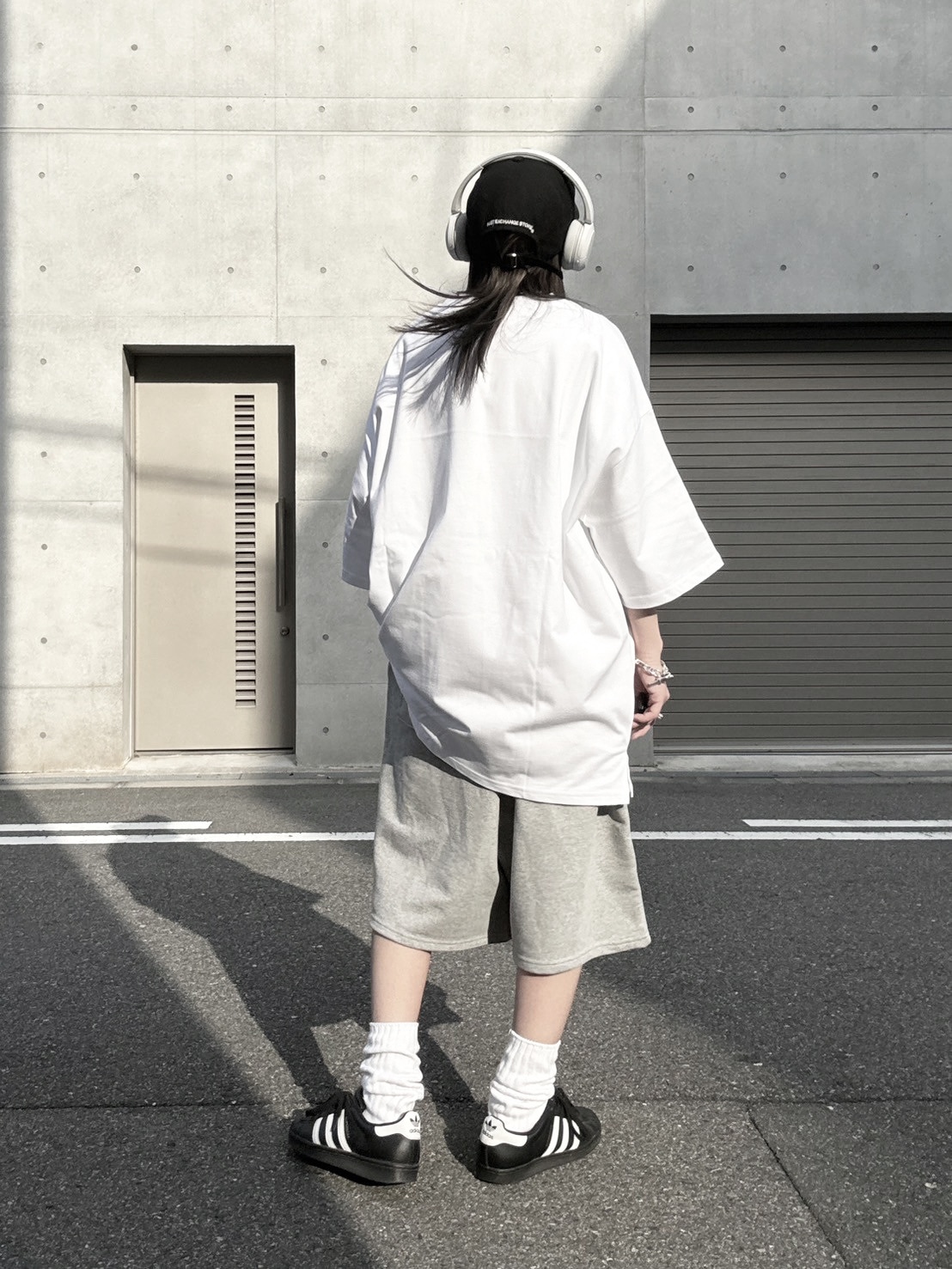 embroidery logo t-shirt