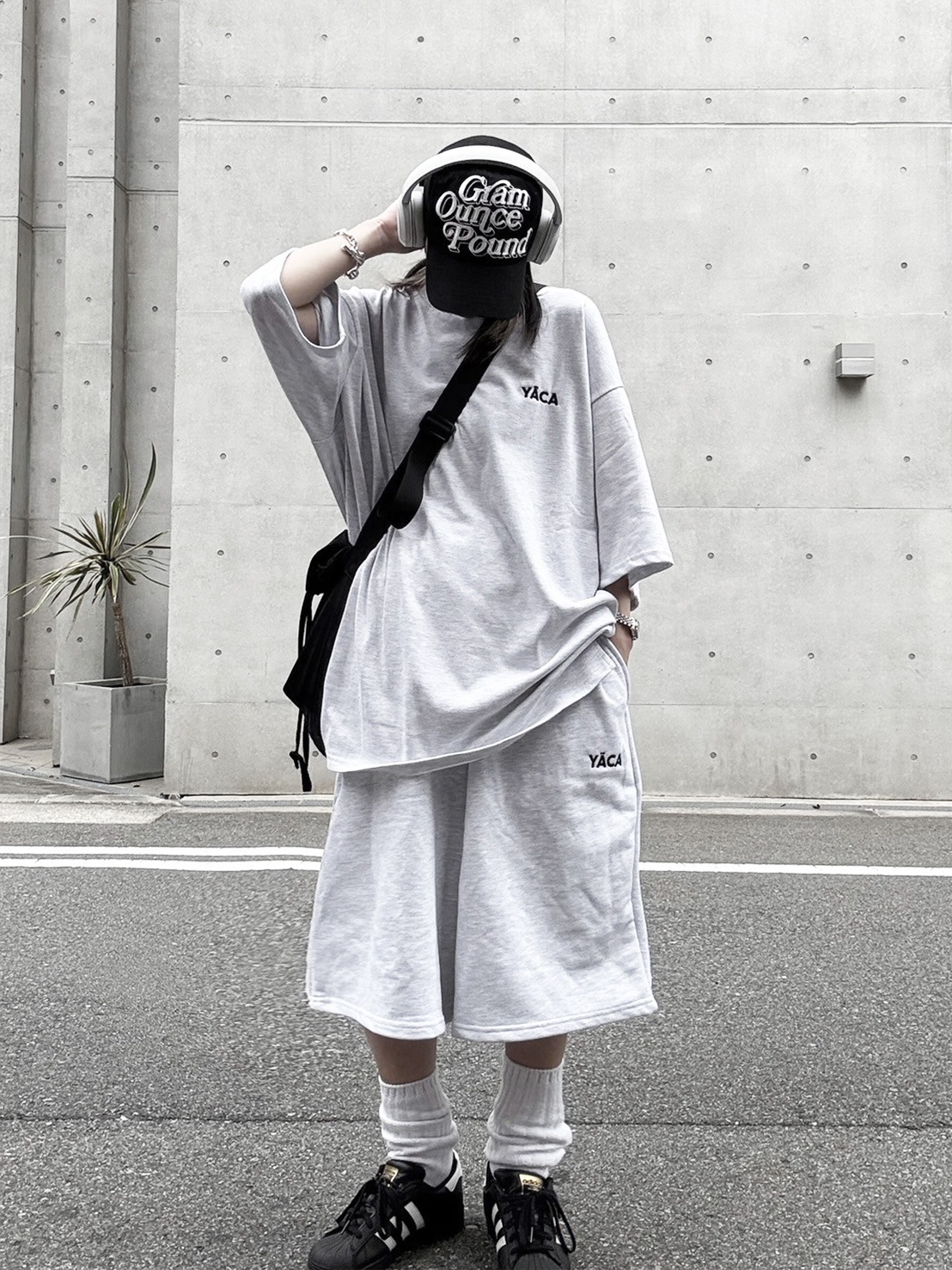 [SET]embroidery logo t-shirt＋embroidery sweat half pt