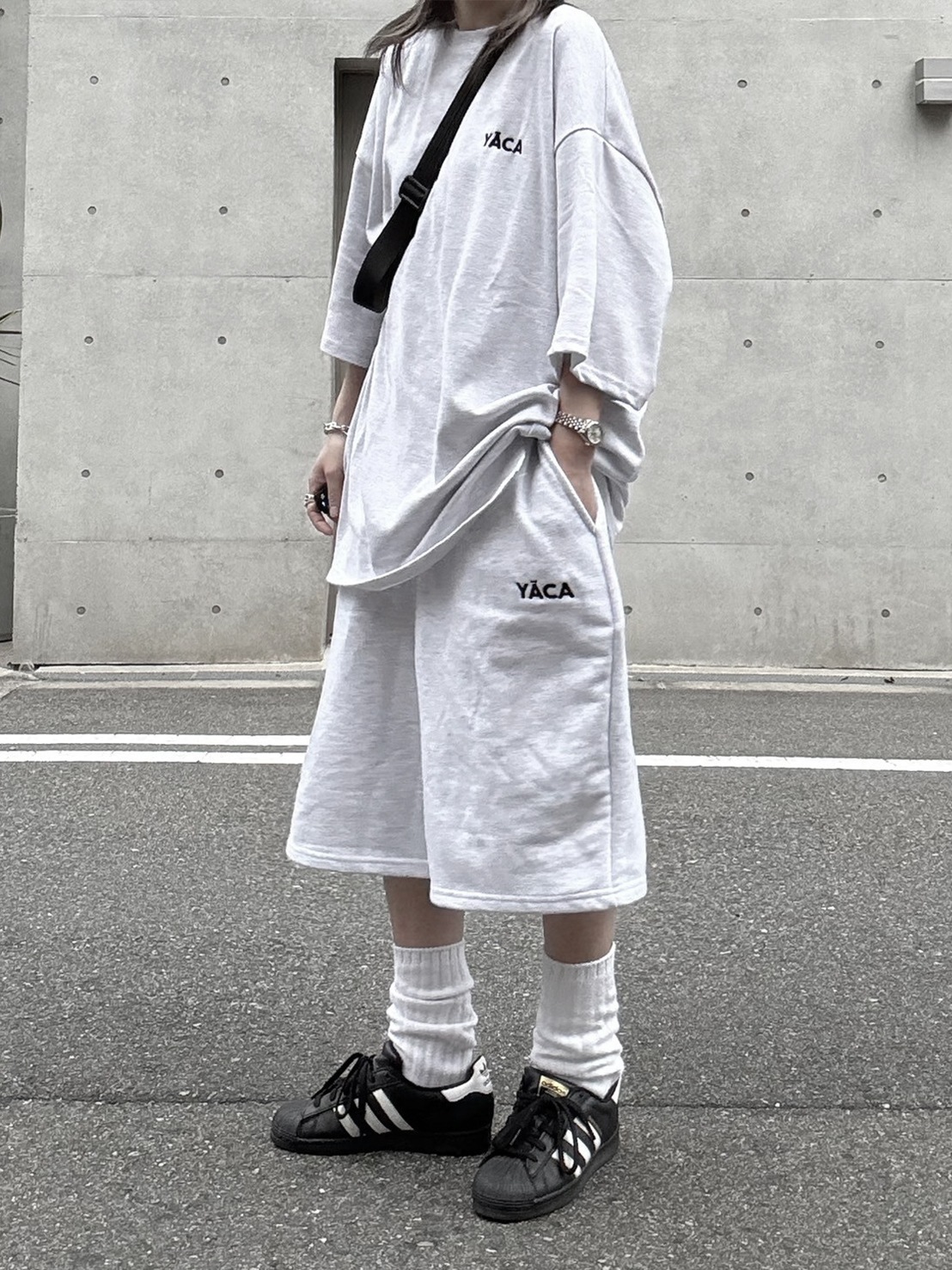 [SET]embroidery logo t-shirt＋embroidery sweat half pt