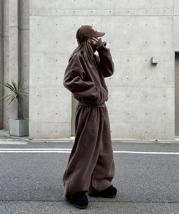 Fleece Over Wide Pants