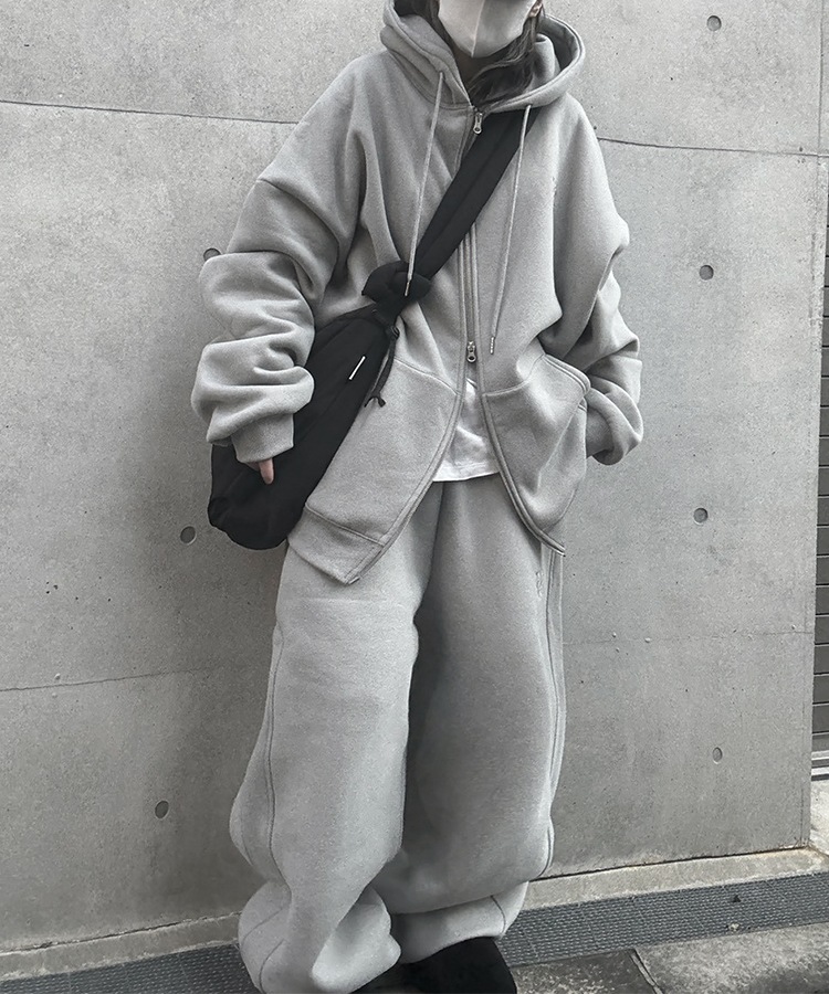 Big Silhouette Logo Zip Parka