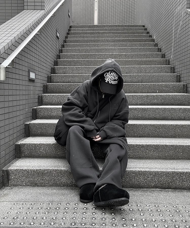 Big Silhouette Logo Zip Parka