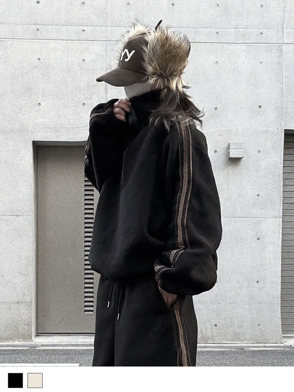 Side Line Boa Fleece Anorak