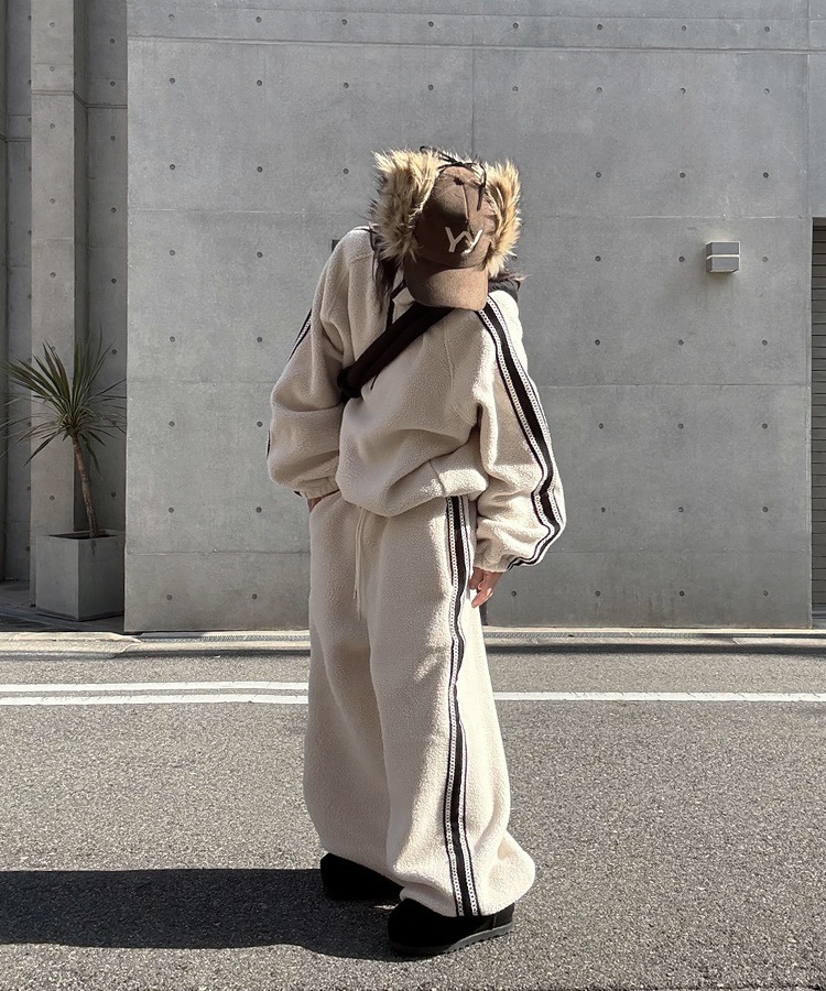 Side Line Boa Fleece Pants