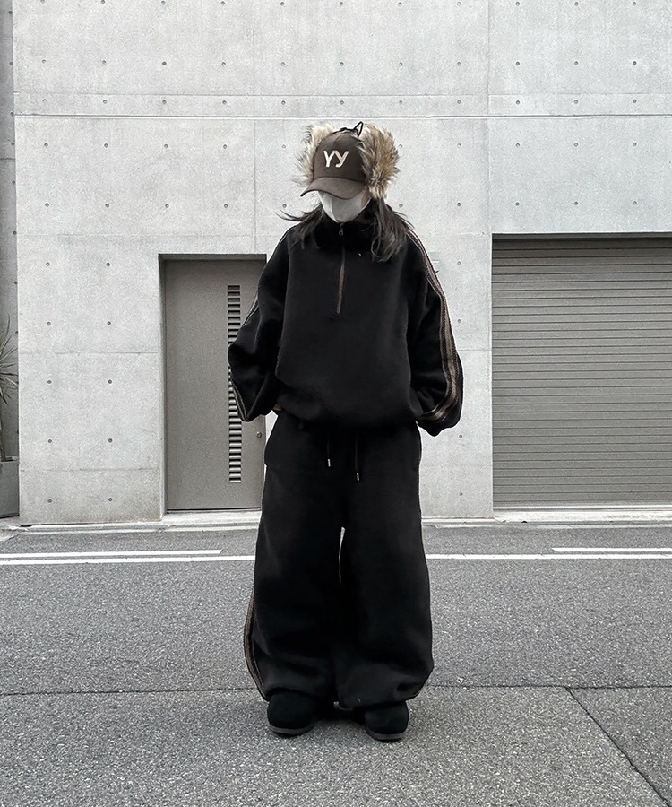 Side Line Boa Fleece Pants