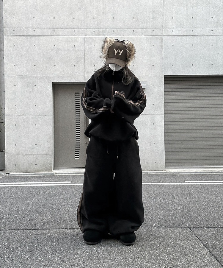 Side Line Boa Fleece Pants